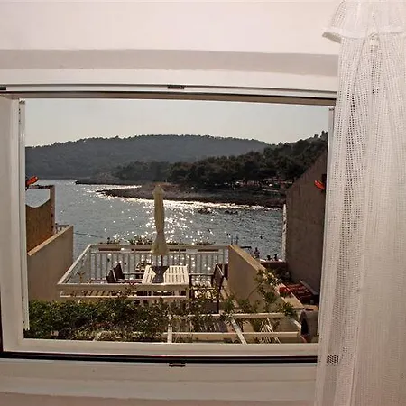 Holiday Buratovic 3* Hvar Town