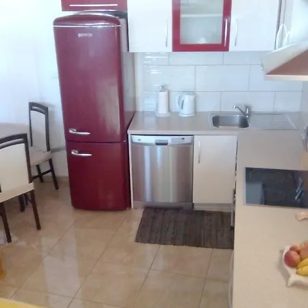 Pensionat Holiday Buratovic